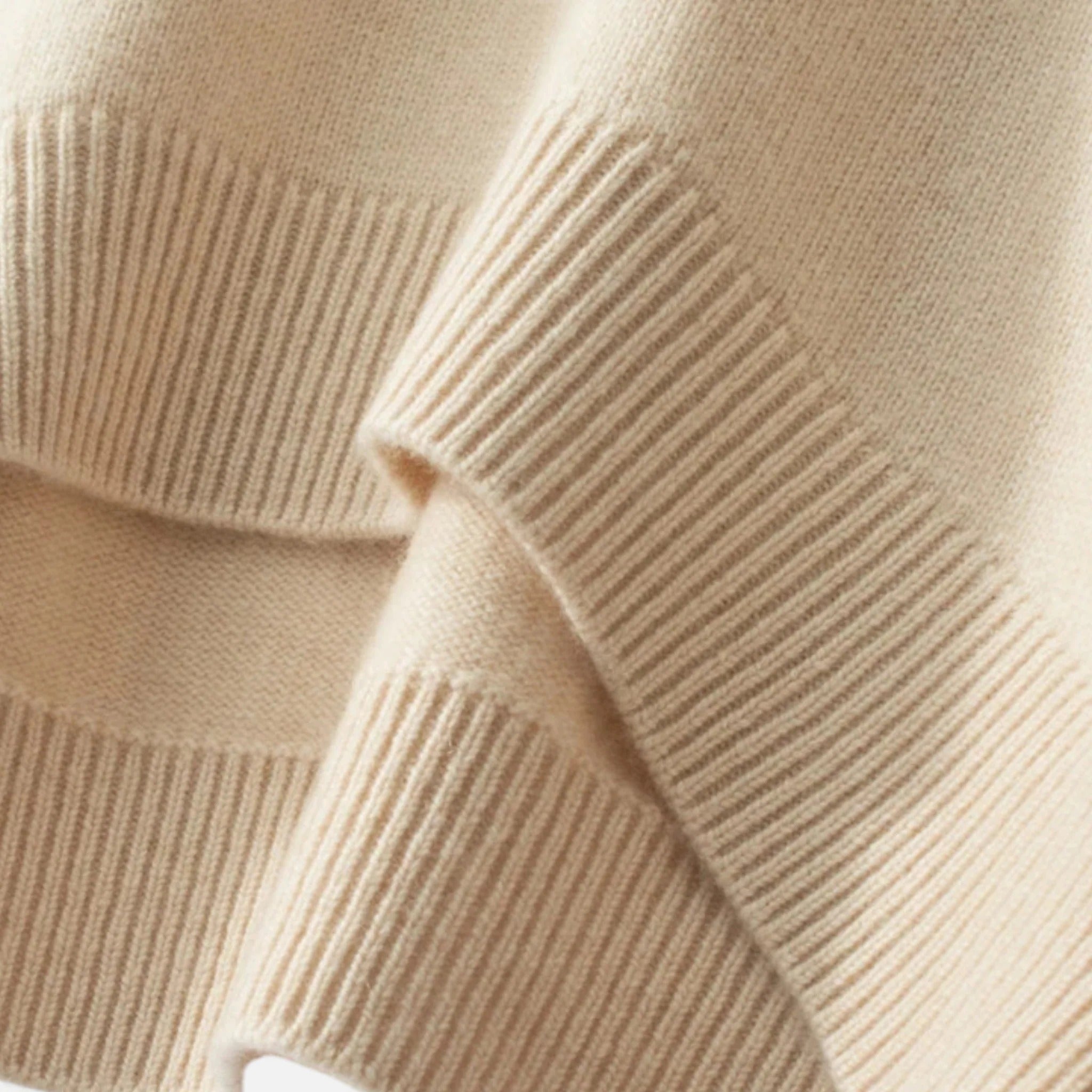 Grenval™ | Women’s Cashmere Turtleneck Sweater